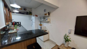 Charmosa casa de vila próxima ao metrô
